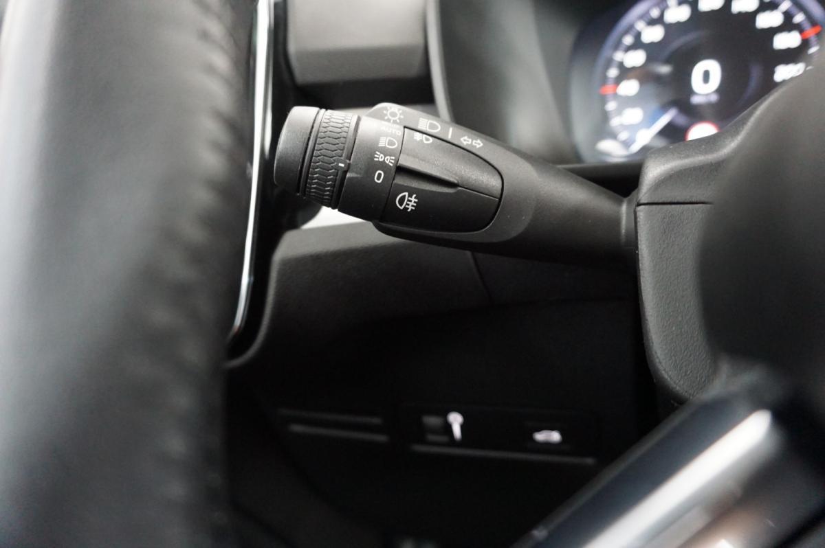 volvo-xc40-2021-gasolina-1477cc