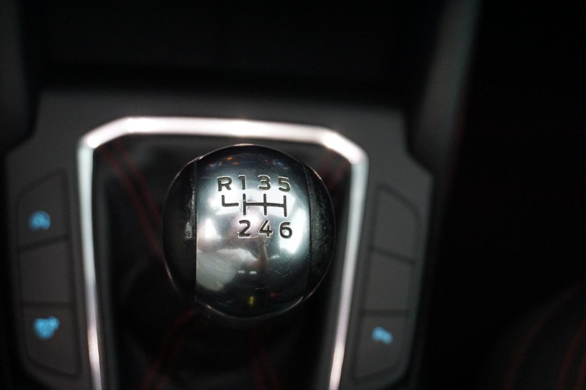 ford-kuga-2022-gasolina-1499cc