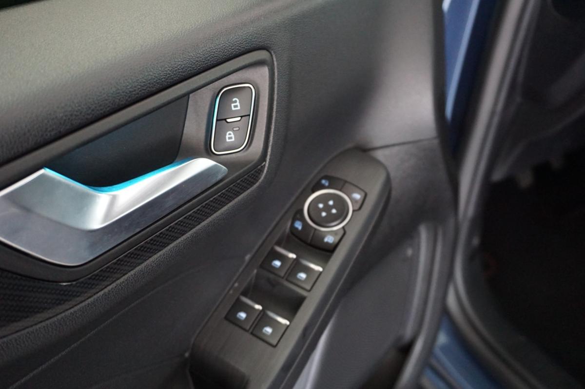 ford-kuga-2022-gasolina-1499cc