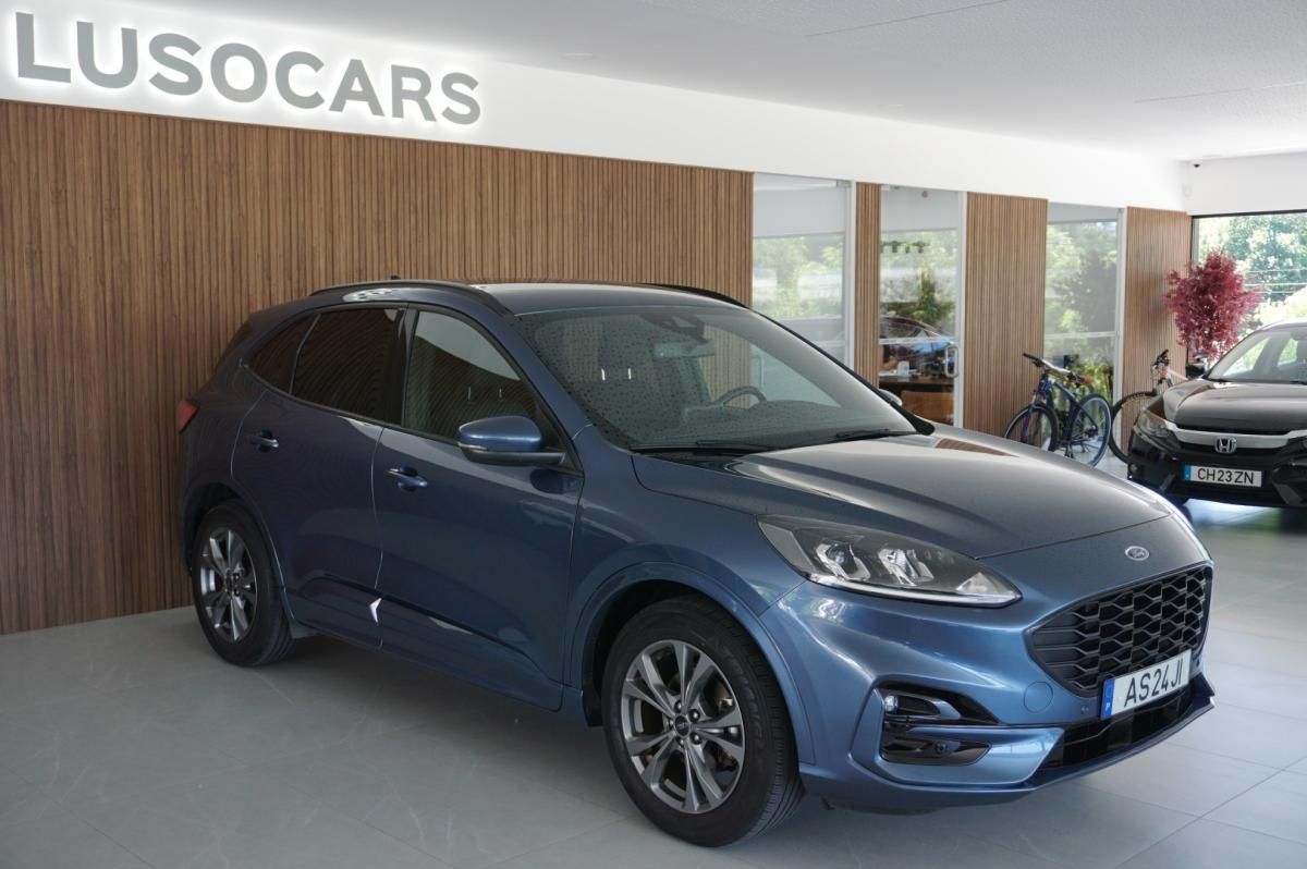 ford-kuga-2022-gasolina-1499cc