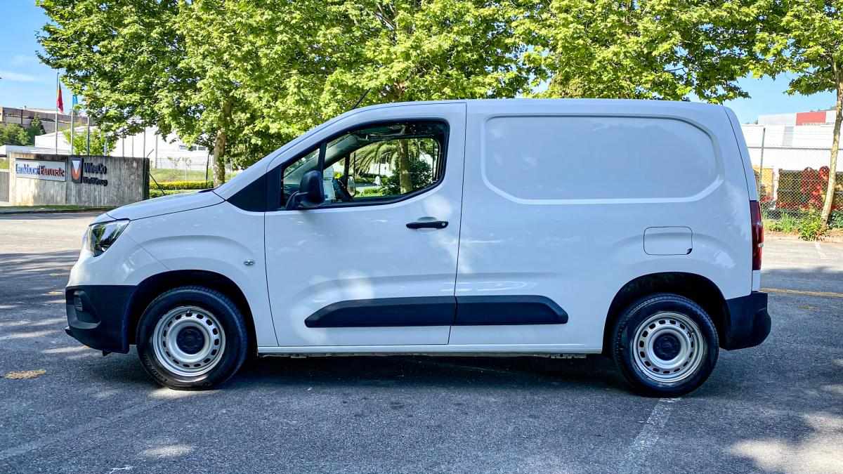 opel-combo-1-5-bluehdi-l2-2022-diesel-1499cc