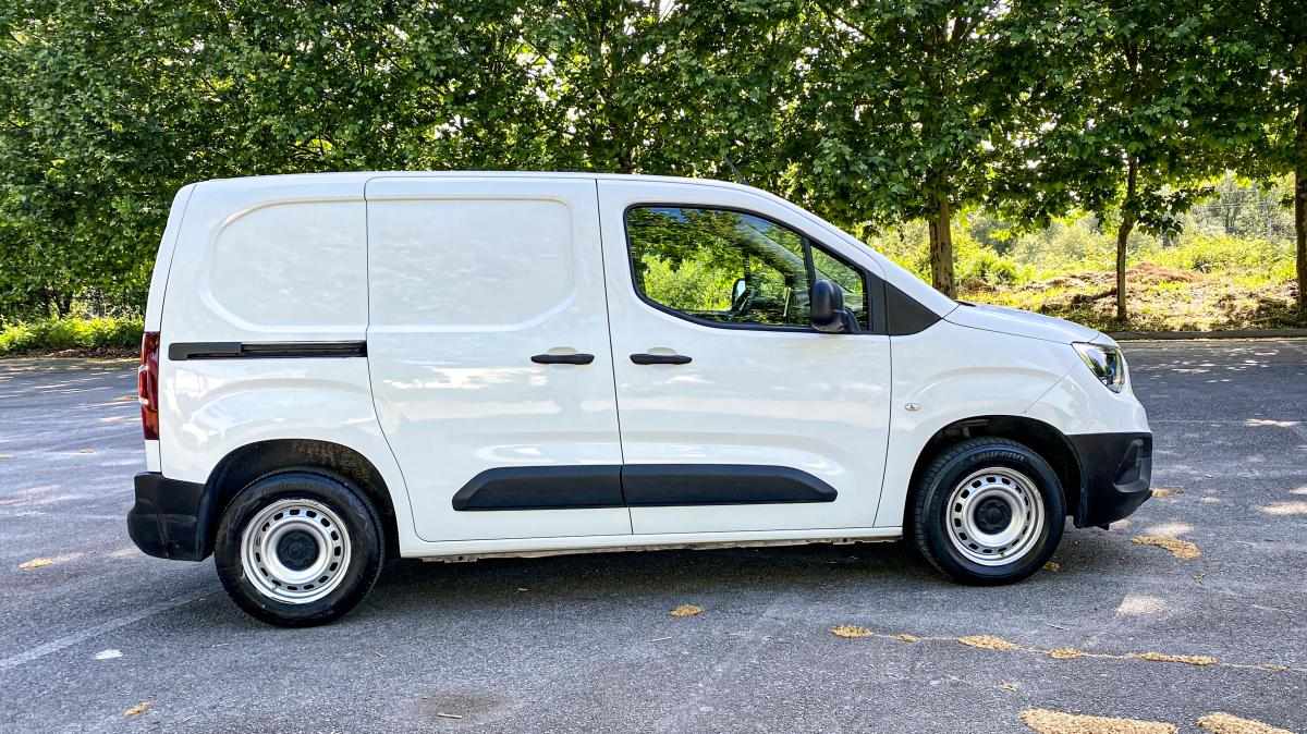 opel-combo-1-5-bluehdi-l2-2022-diesel-1499cc