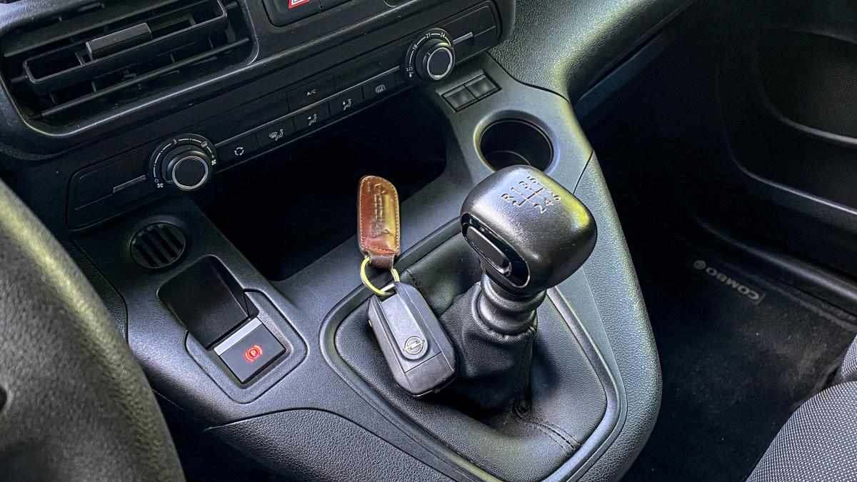 opel-combo-1-5-bluehdi-l2-2022-diesel-1499cc