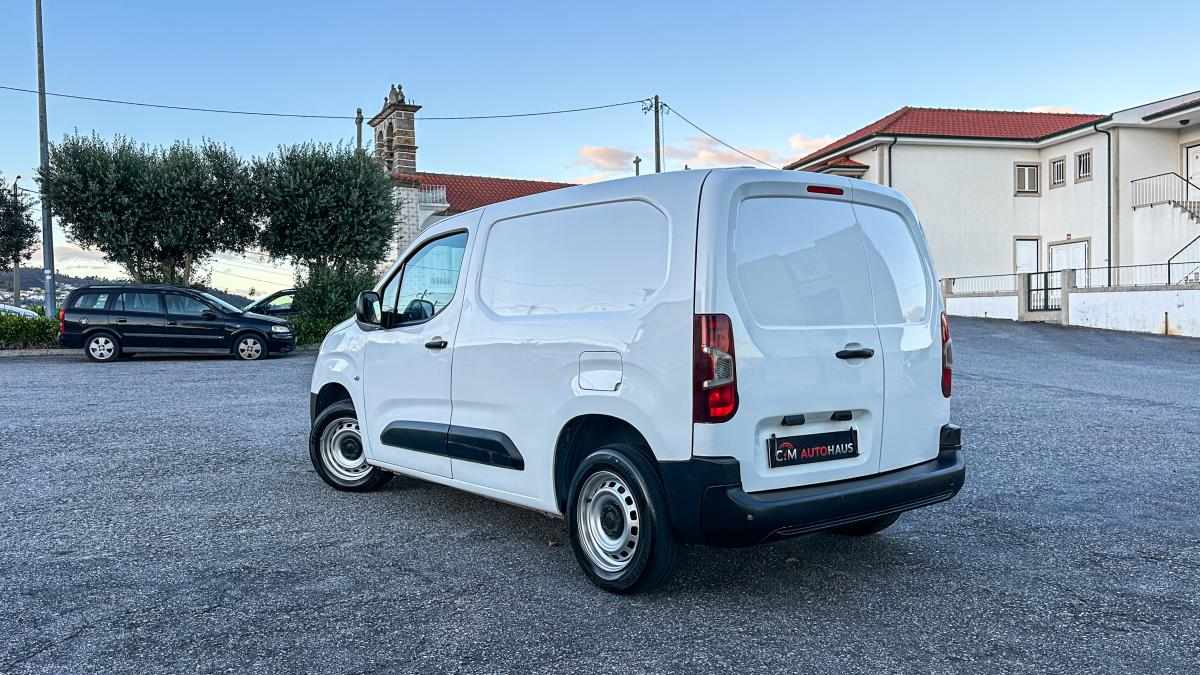 opel-combo-1-5-102cv-2022-diesel-1499cc