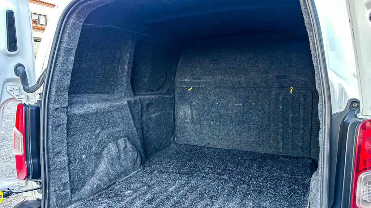 opel-combo-1-5-102cv-2022-diesel-1499cc