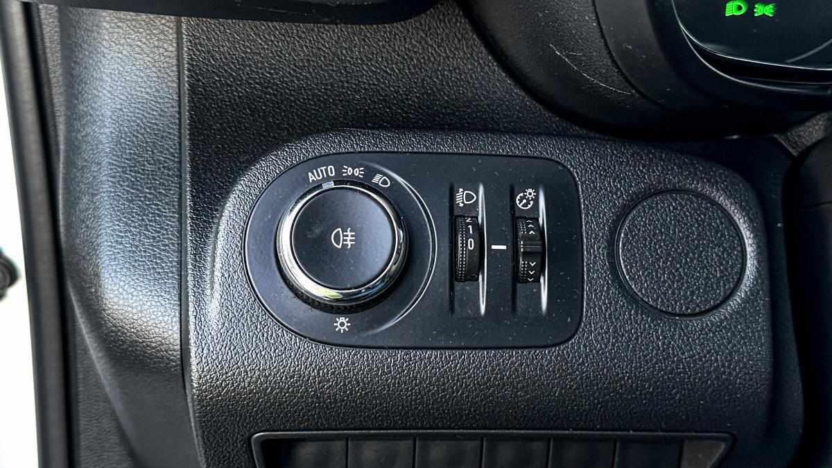 opel-combo-1-5-102cv-2022-diesel-1499cc