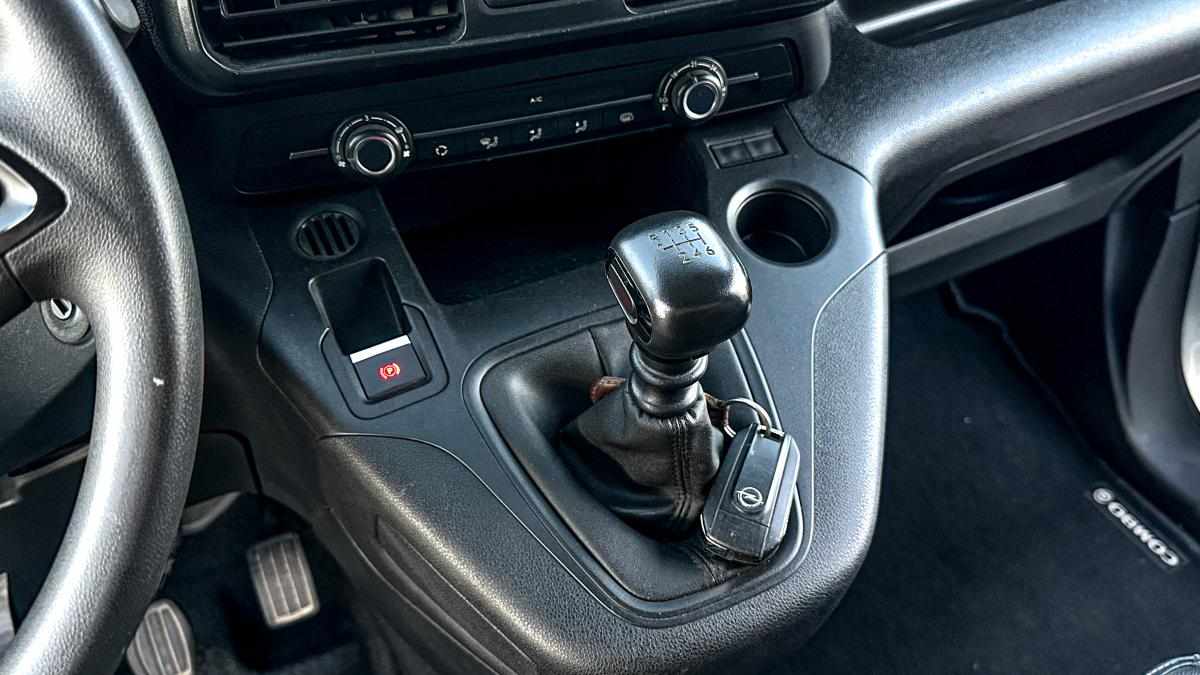 opel-combo-1-5-102cv-2022-diesel-1499cc