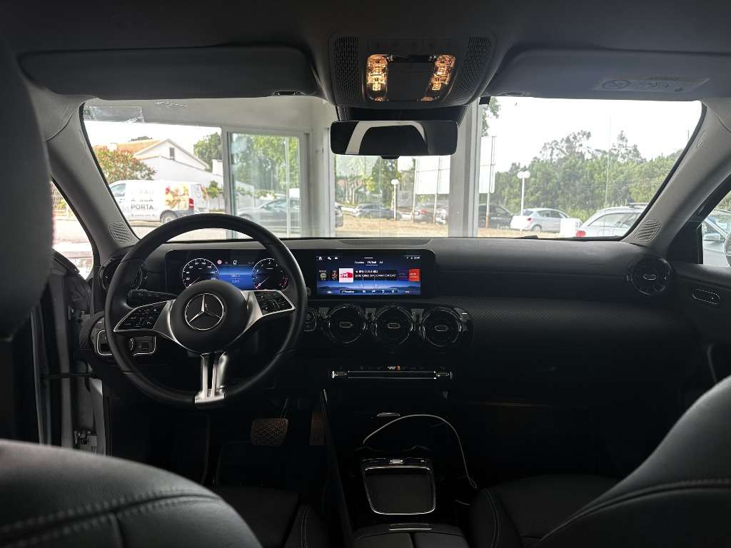 mercedes-benz-classe-a-2025-gasolina-1332cc