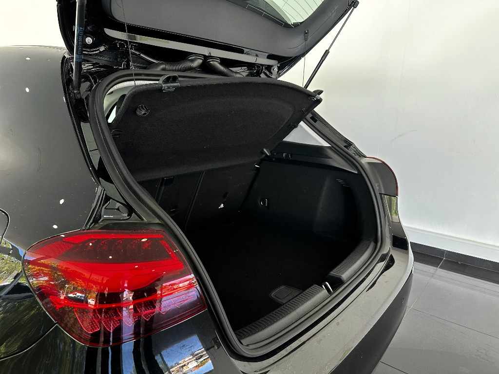 mercedes-benz-classe-a-2025-gasolina-1332cc