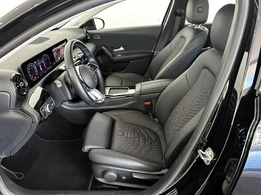 mercedes-benz-classe-a-2025-gasolina-1332cc
