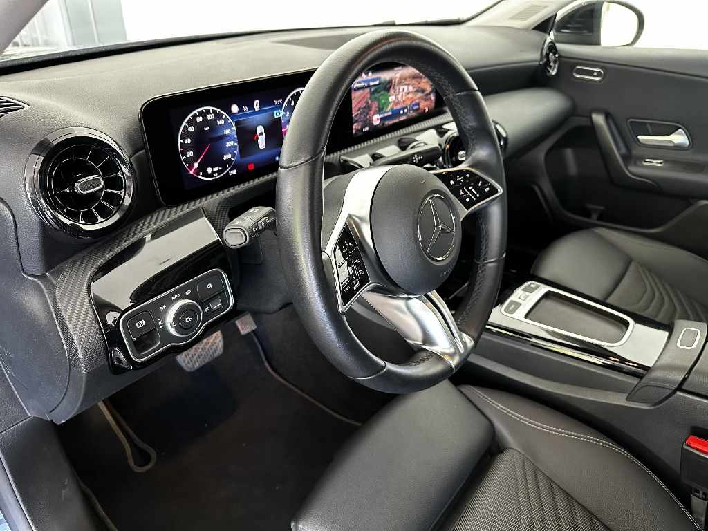 mercedes-benz-classe-a-2025-gasolina-1332cc
