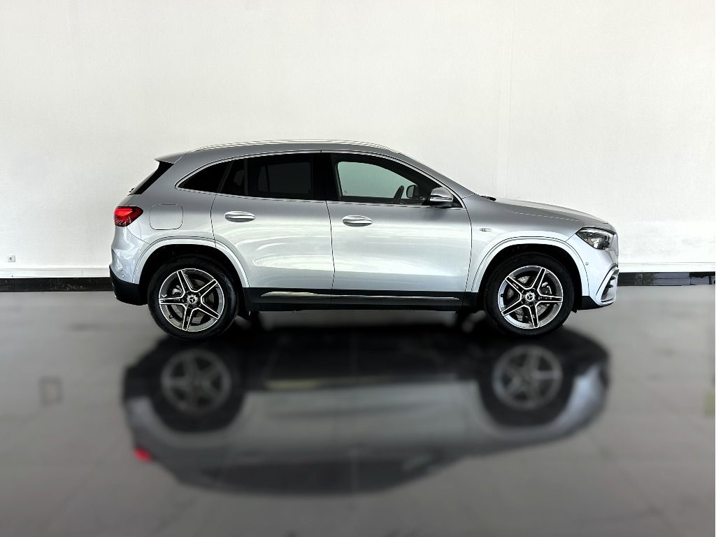 mercedes-benz-gla-2025-hibrido-1332cc
