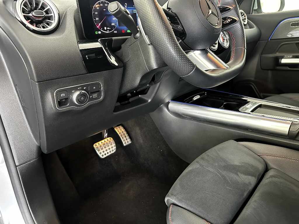 mercedes-benz-gla-2025-hibrido-1332cc