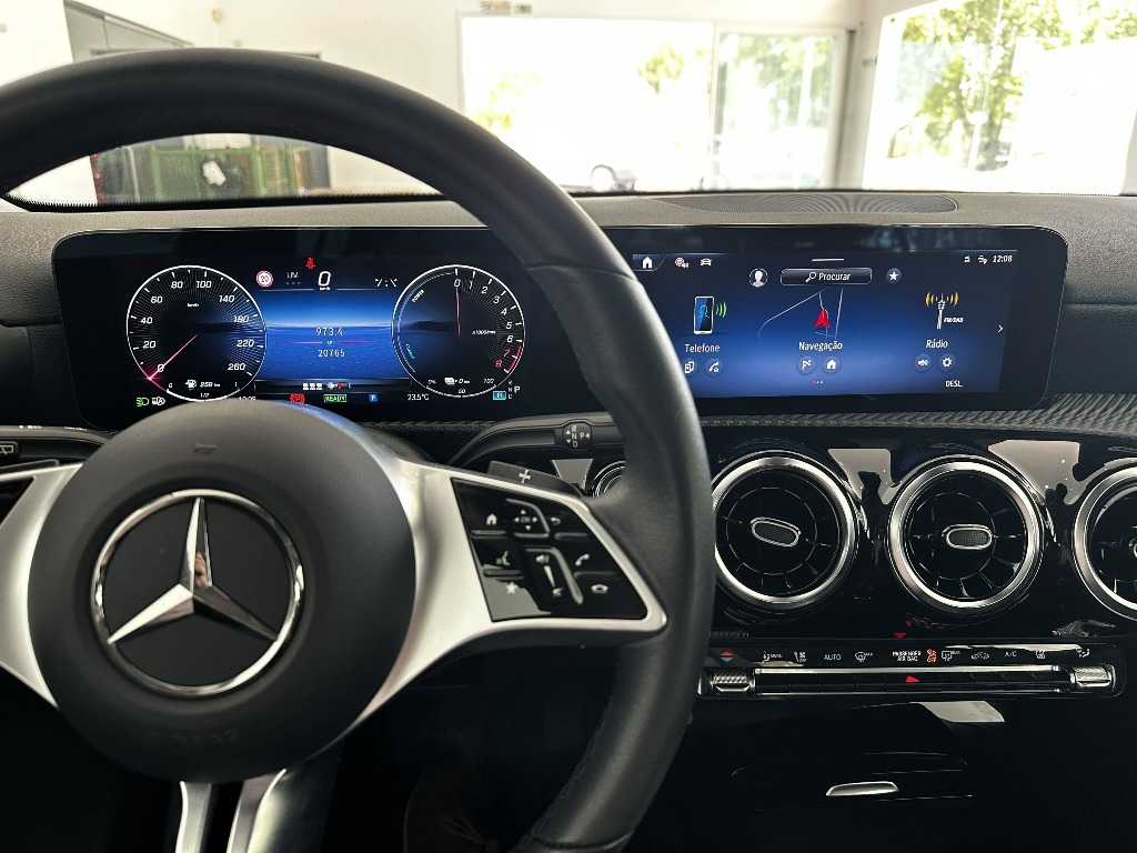 mercedes-benz-cla-2025-hibrido-0cc