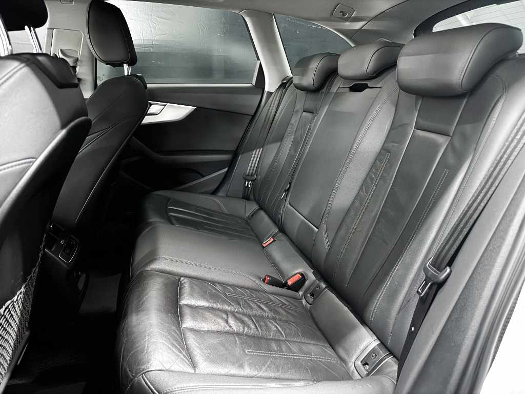 audi-a4-avant-2020-diesel-1968cc