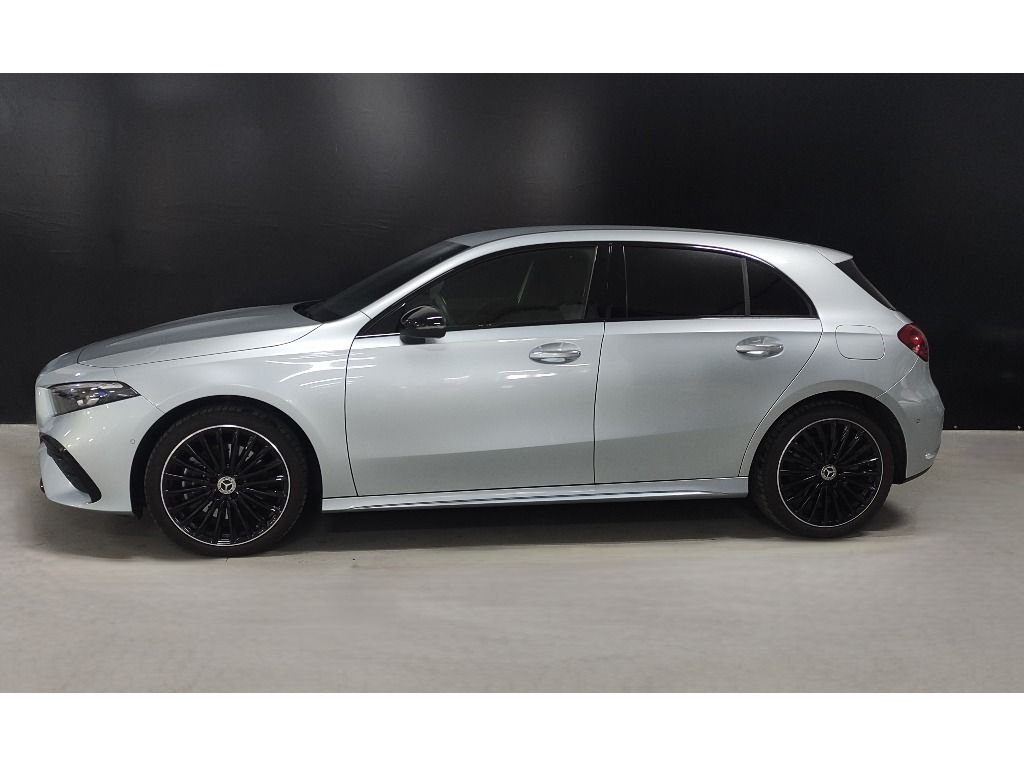 mercedes-benz-classe-a-2024-hibrido-1332cc