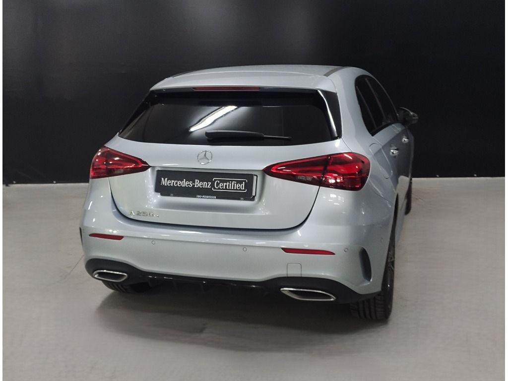 mercedes-benz-classe-a-2024-hibrido-1332cc