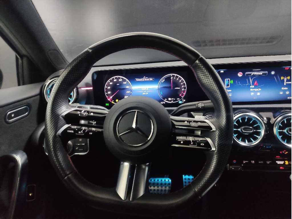 mercedes-benz-classe-a-2024-hibrido-1332cc