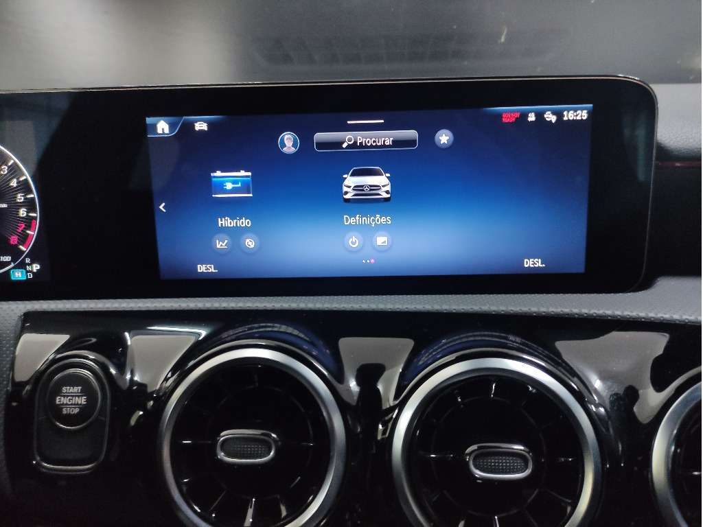 mercedes-benz-classe-a-2025-hibrido-1332cc