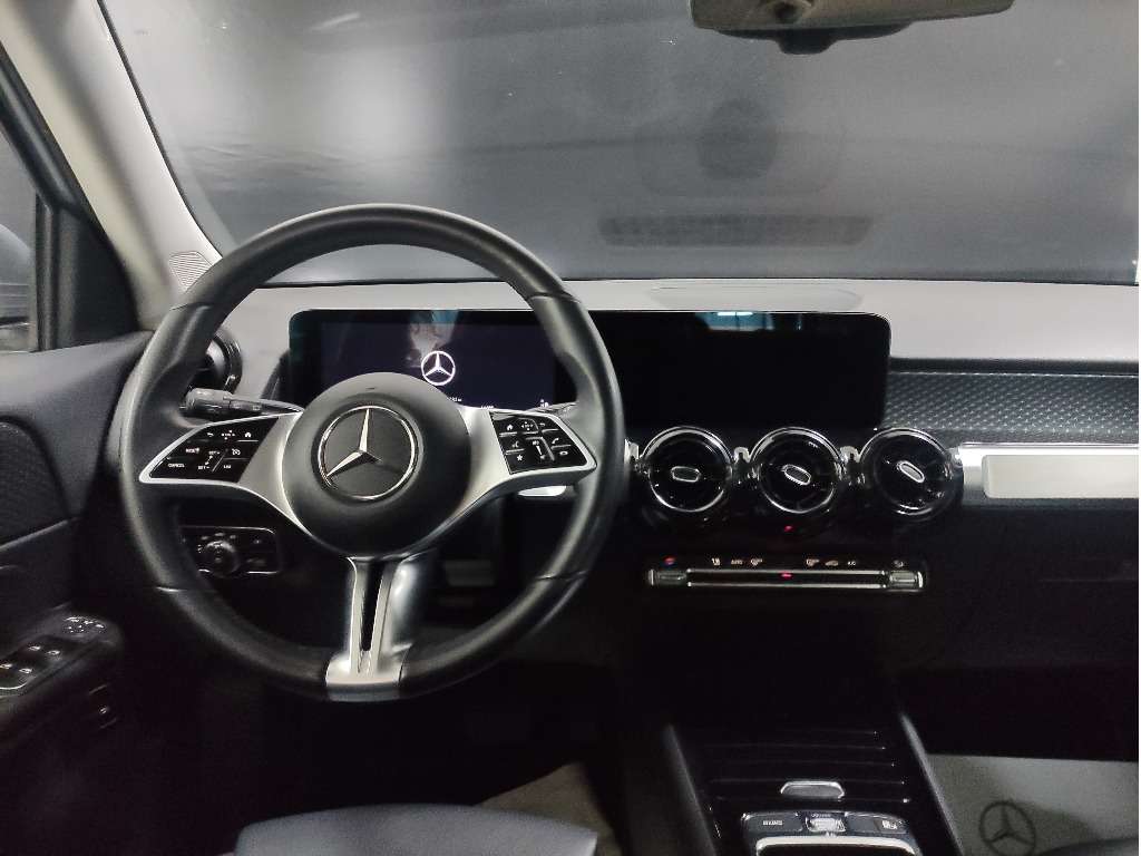 mercedes-benz-glb-2024-diesel-1950cc