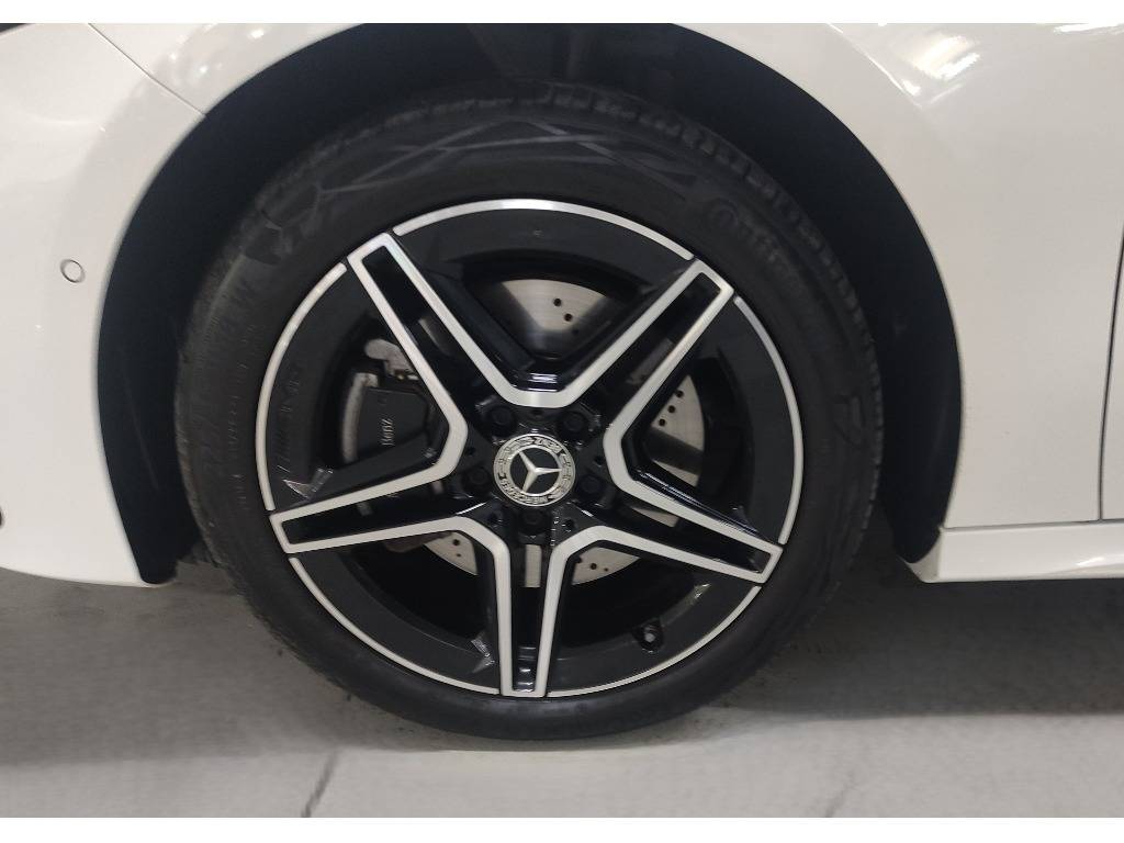 mercedes-benz-classe-a-2025-hibrido-1332cc