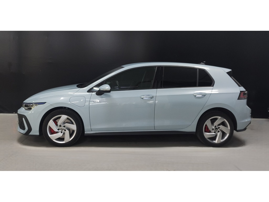 volkswagen-golf-2025-hibrido-1498cc