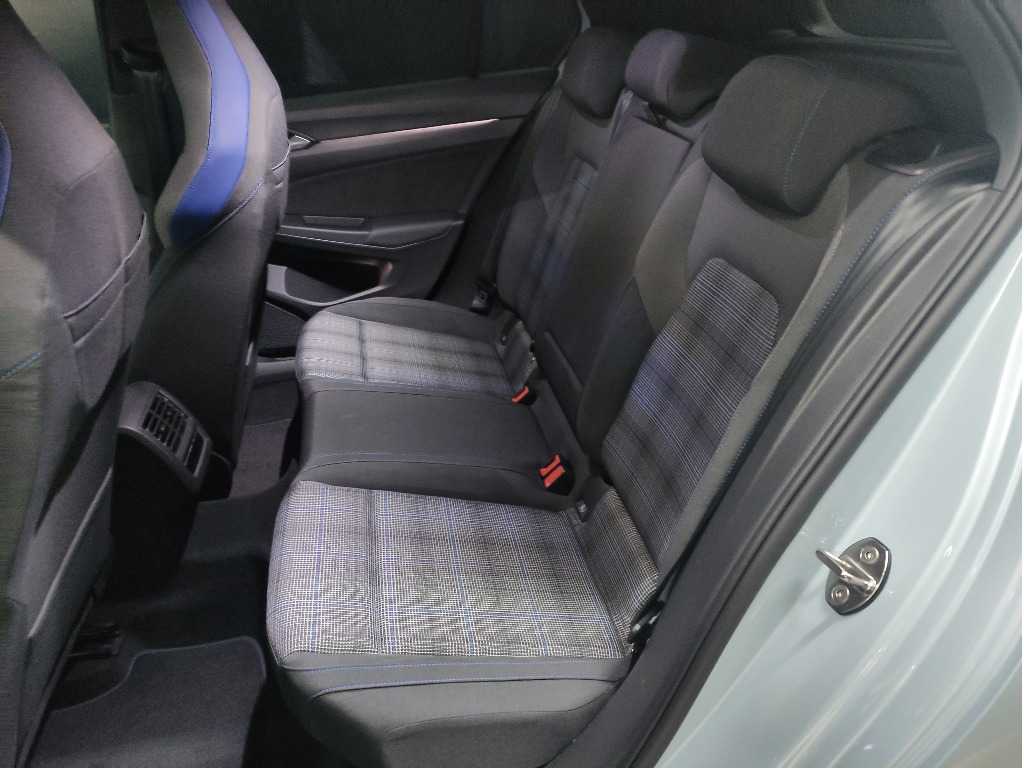 volkswagen-golf-2025-hibrido-1498cc
