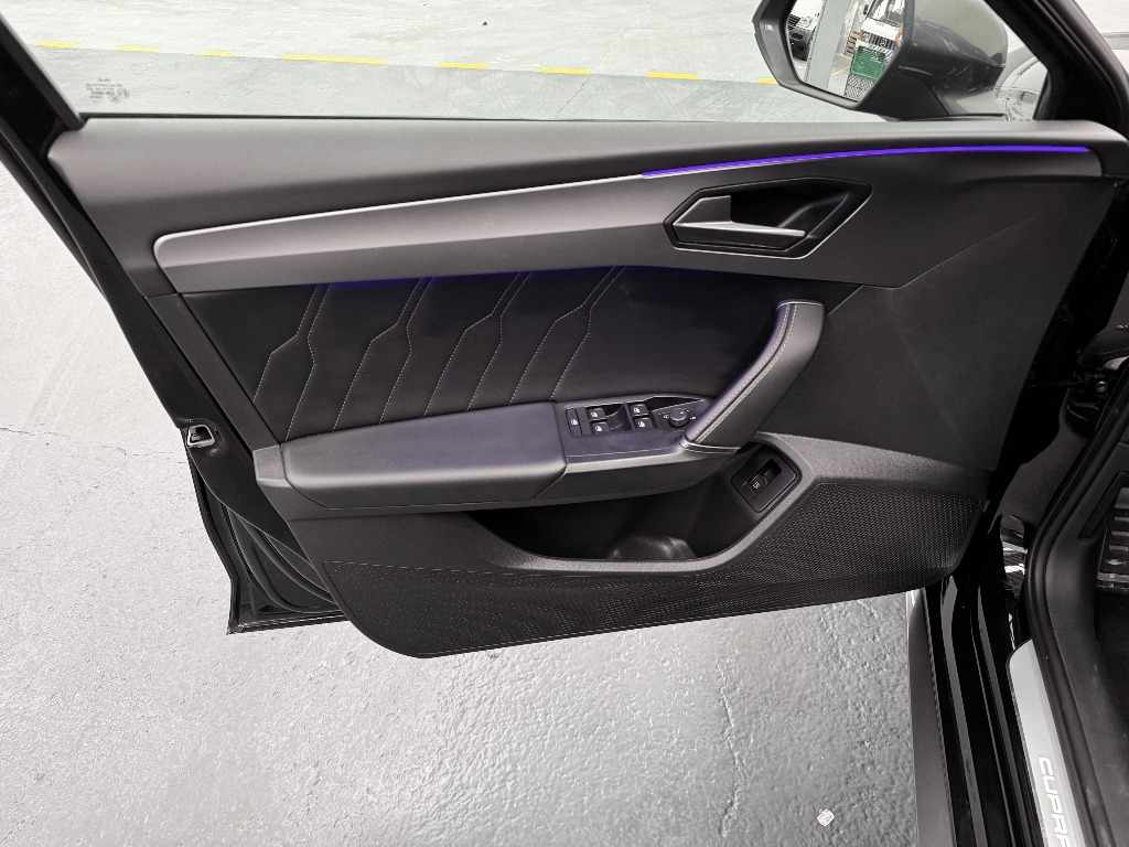 cupra-leon-2024-hibrido-1395cc