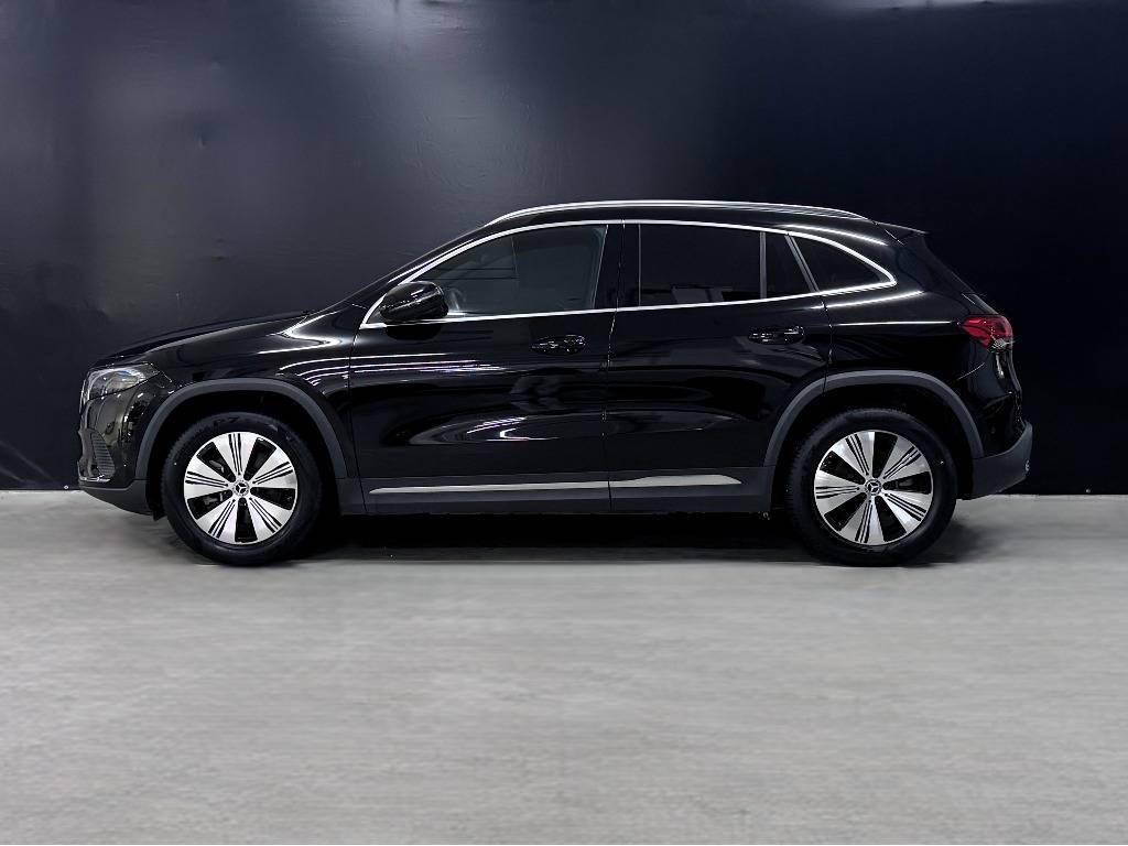mercedes-benz-eqa-2023-eletrico-0cc