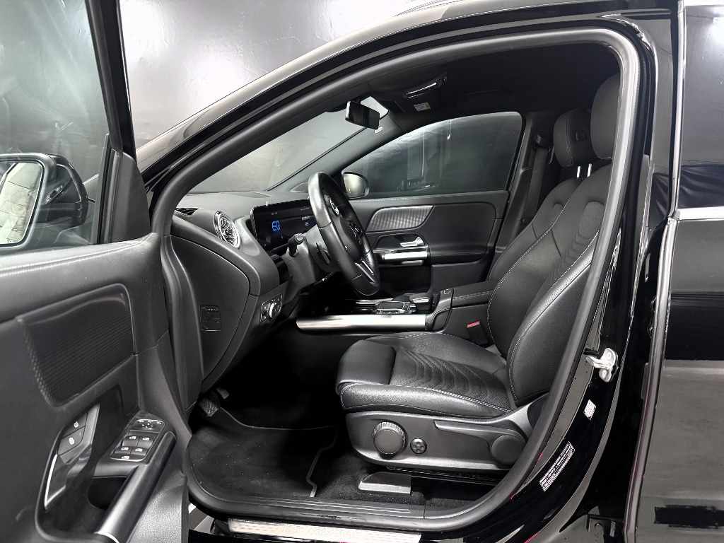 mercedes-benz-eqa-2023-eletrico-0cc