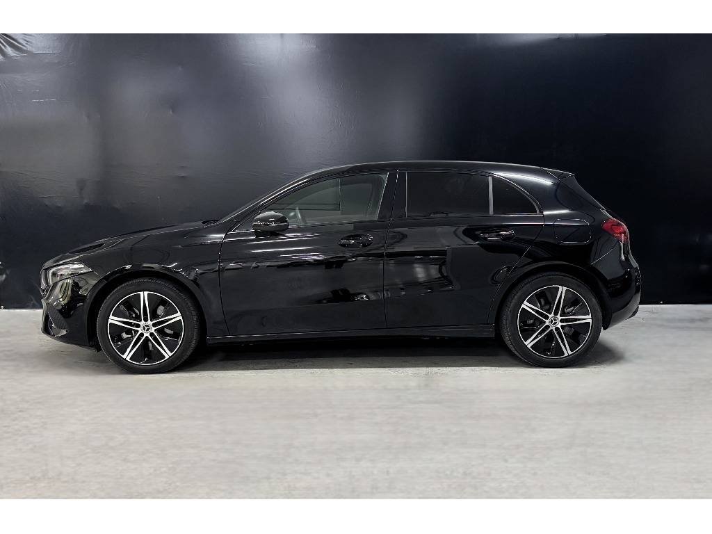 mercedes-benz-classe-a-2024-hibrido-a-gasolina-1332cc