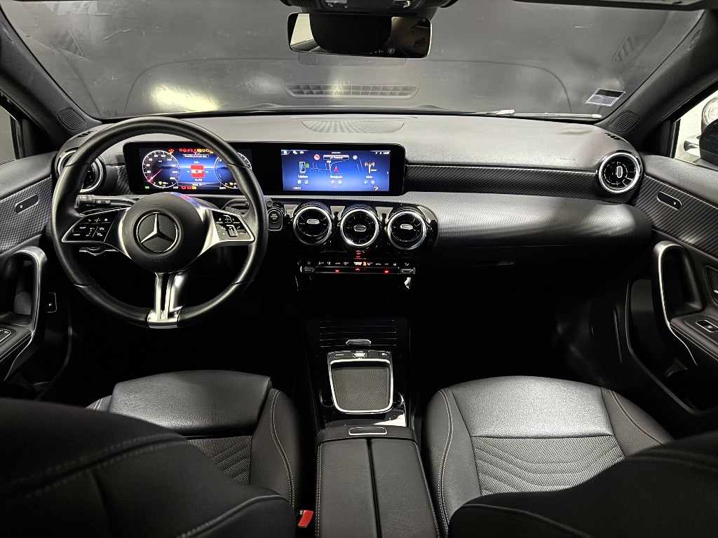 mercedes-benz-classe-a-2024-hibrido-a-gasolina-1332cc