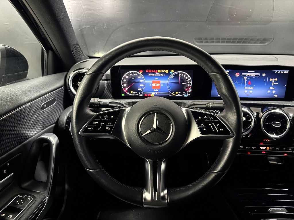 mercedes-benz-classe-a-2024-hibrido-a-gasolina-1332cc