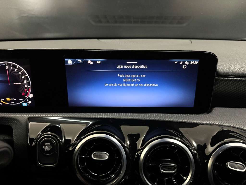 mercedes-benz-classe-a-2024-hibrido-a-gasolina-1332cc