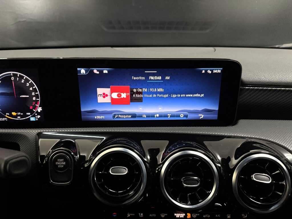 mercedes-benz-classe-a-2024-hibrido-a-gasolina-1332cc