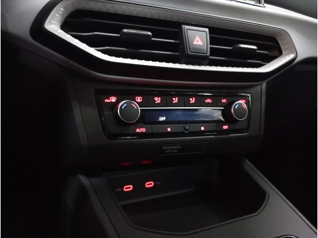 seat-ibiza-2024-gasolina-999cc