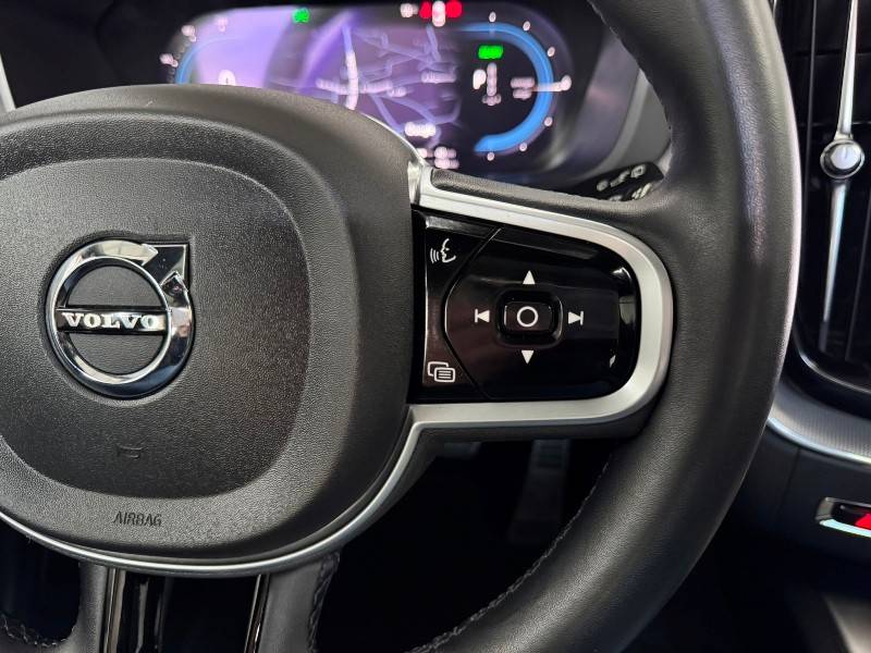 volvo-xc-60-2022-hibrido-a-gasolina-1969cc