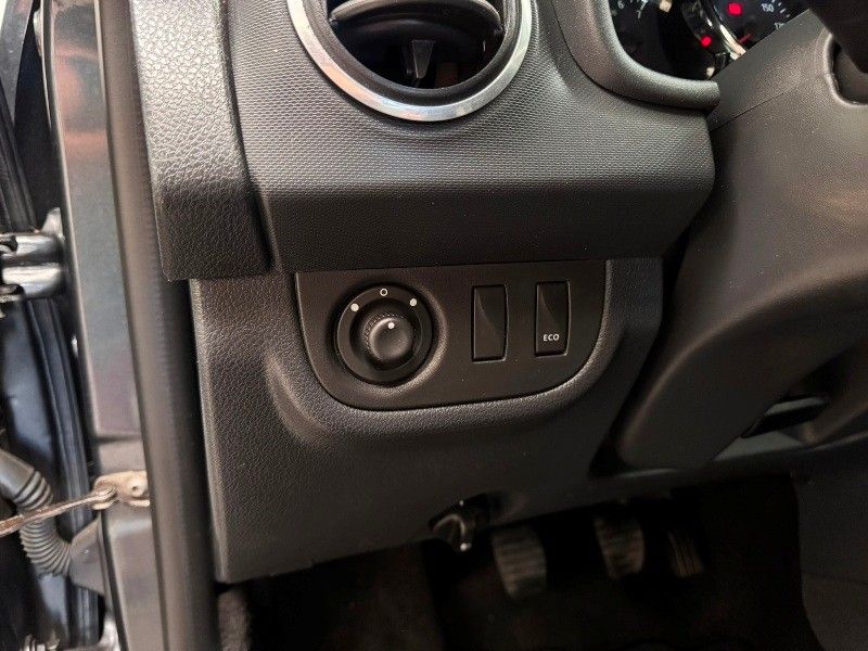 dacia-sandero-2016-diesel-1461cc
