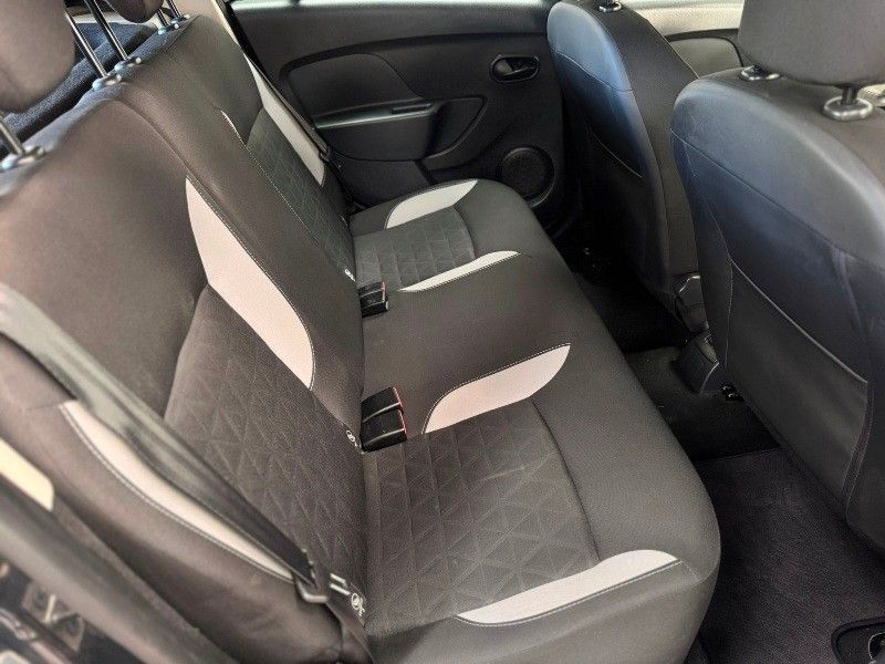dacia-sandero-2016-diesel-1461cc