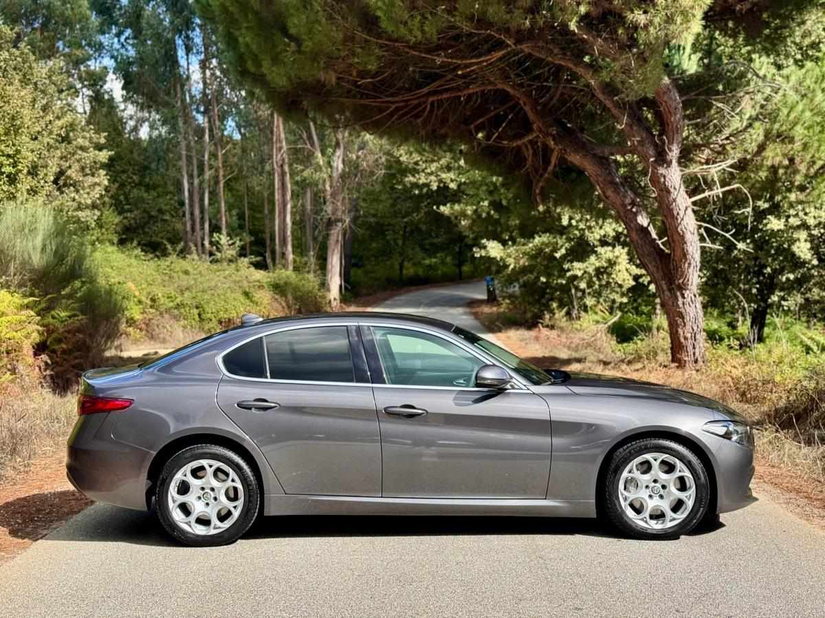 alfa-romeo-giulia-2018-diesel-2143cc