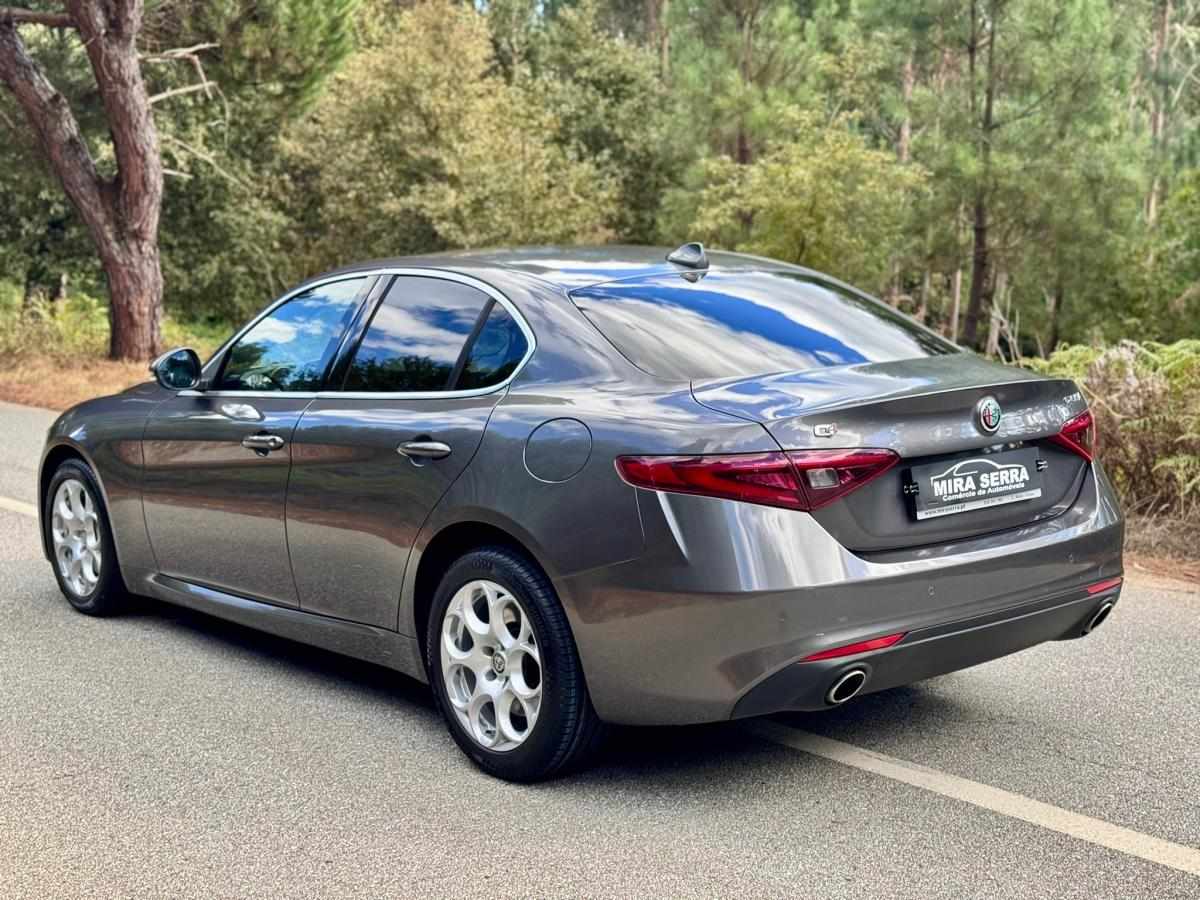alfa-romeo-giulia-2018-diesel-2143cc