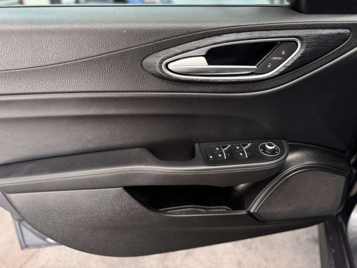 alfa-romeo-giulia-2018-diesel-2143cc