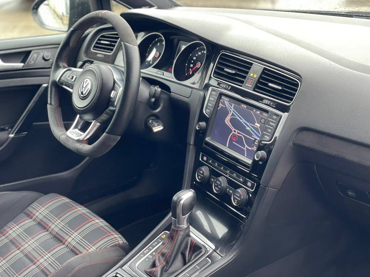 volkswagen-golf-2015-gasolina-1984cc