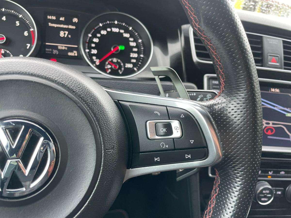 volkswagen-golf-2015-gasolina-1984cc