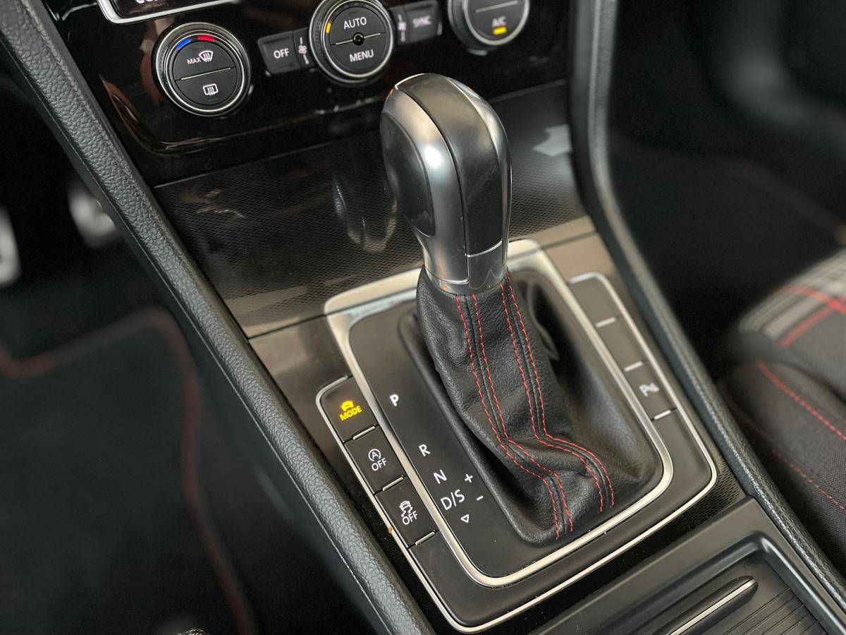 volkswagen-golf-2015-gasolina-1984cc
