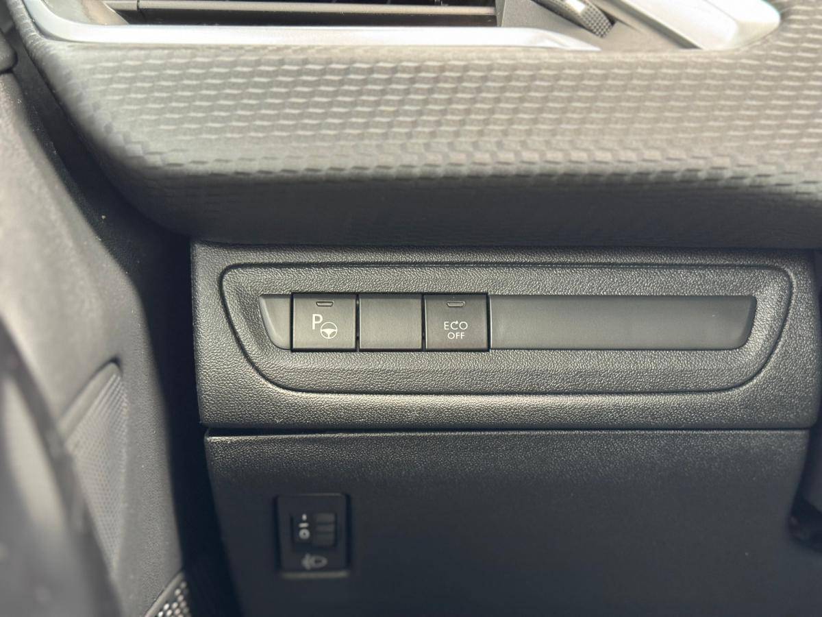 peugeot-2008-2018-gasolina-1199cc