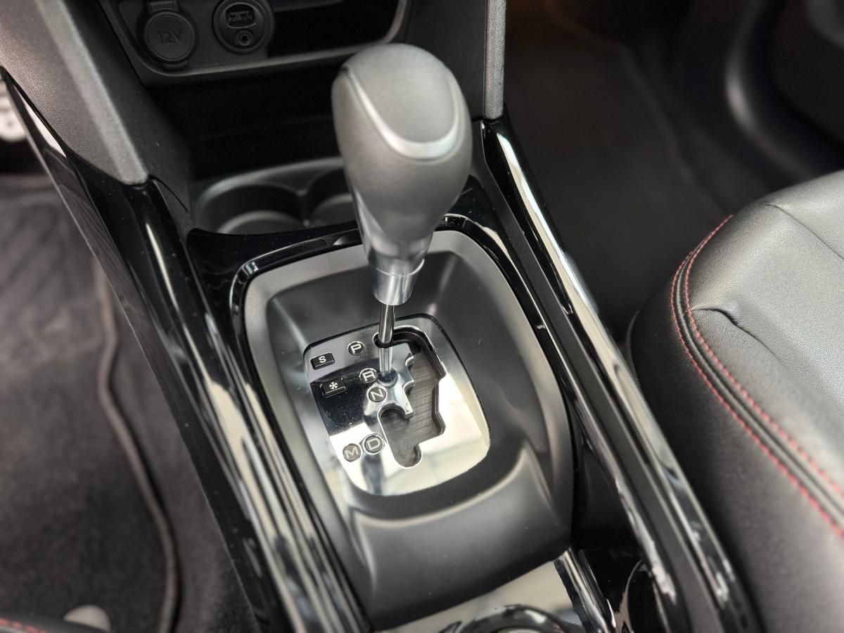 peugeot-2008-2018-gasolina-1199cc