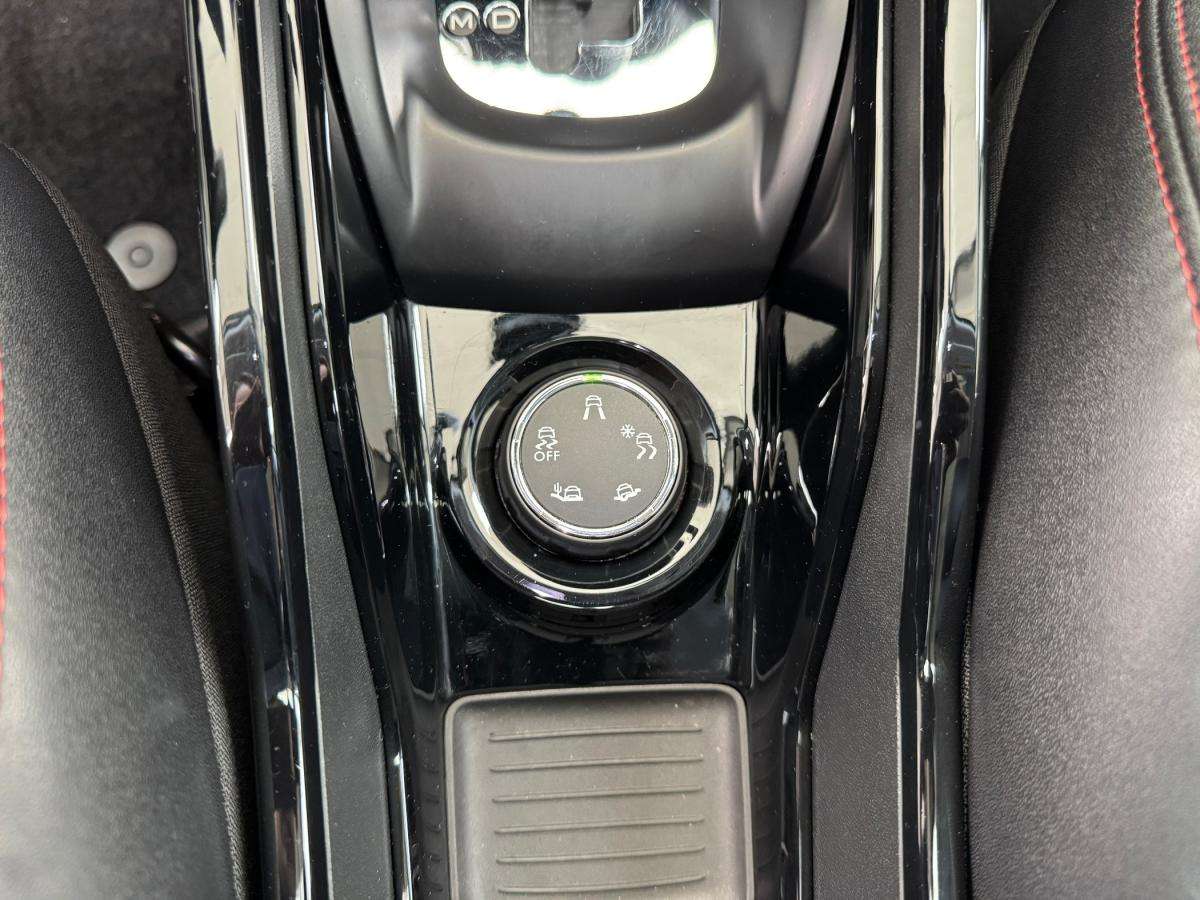 peugeot-2008-2018-gasolina-1199cc