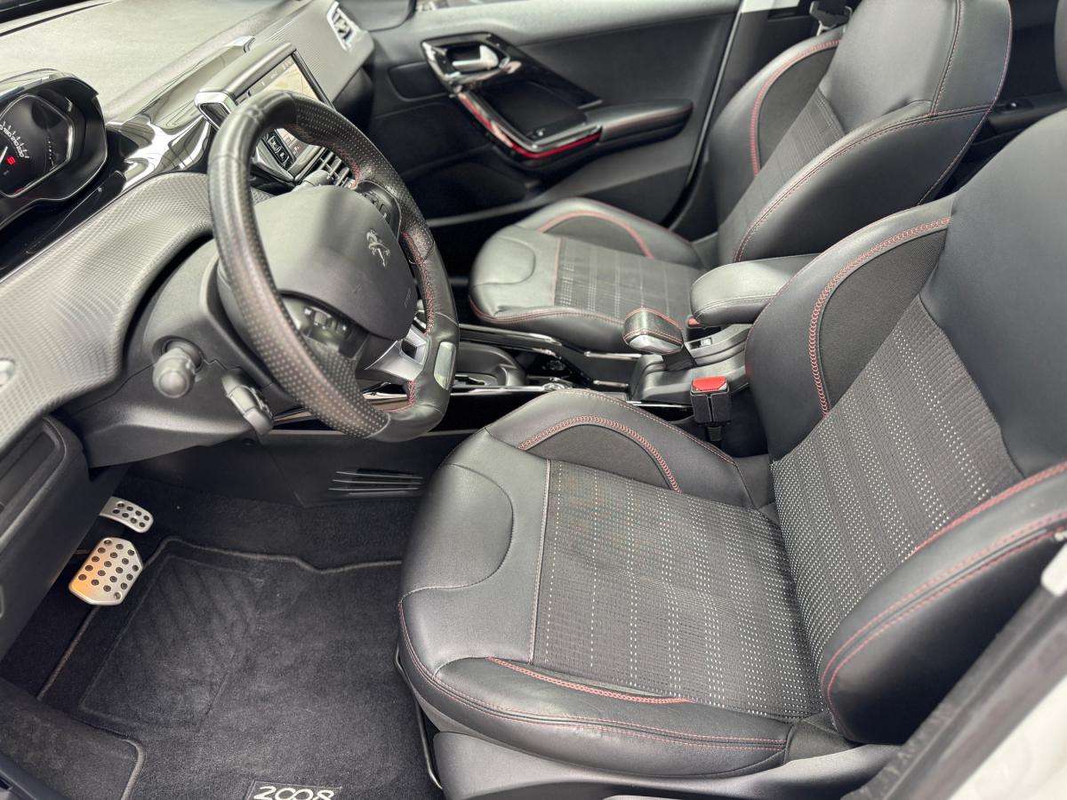 peugeot-2008-2018-gasolina-1199cc