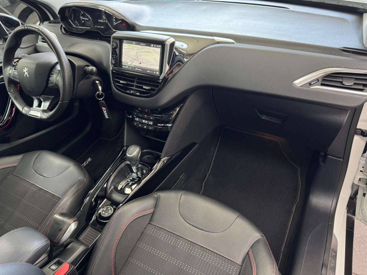 peugeot-2008-2018-gasolina-1199cc